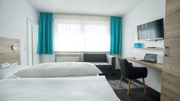 Dreibettzimmer | Bügeleisen/Bügelbrett, kostenloses WLAN