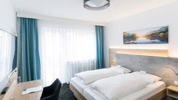 Standard Double Room | Iron/ironing board, free WiFi