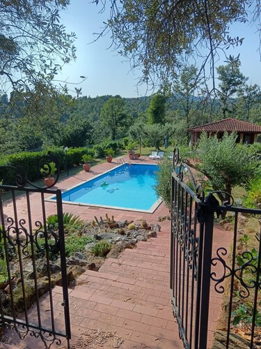 Serene Italian Retreat in Monte Caminetto, Rome Casa Airone