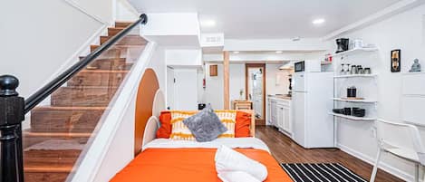 1 室のベッドルーム、WiFi、ベッドシーツ