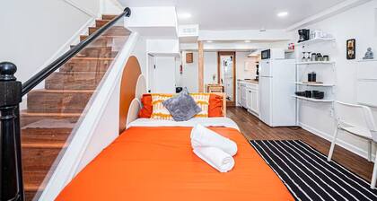 Central & Stylish 1 BR Retreat in DC Near Downtown