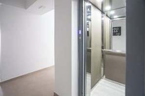Elevator