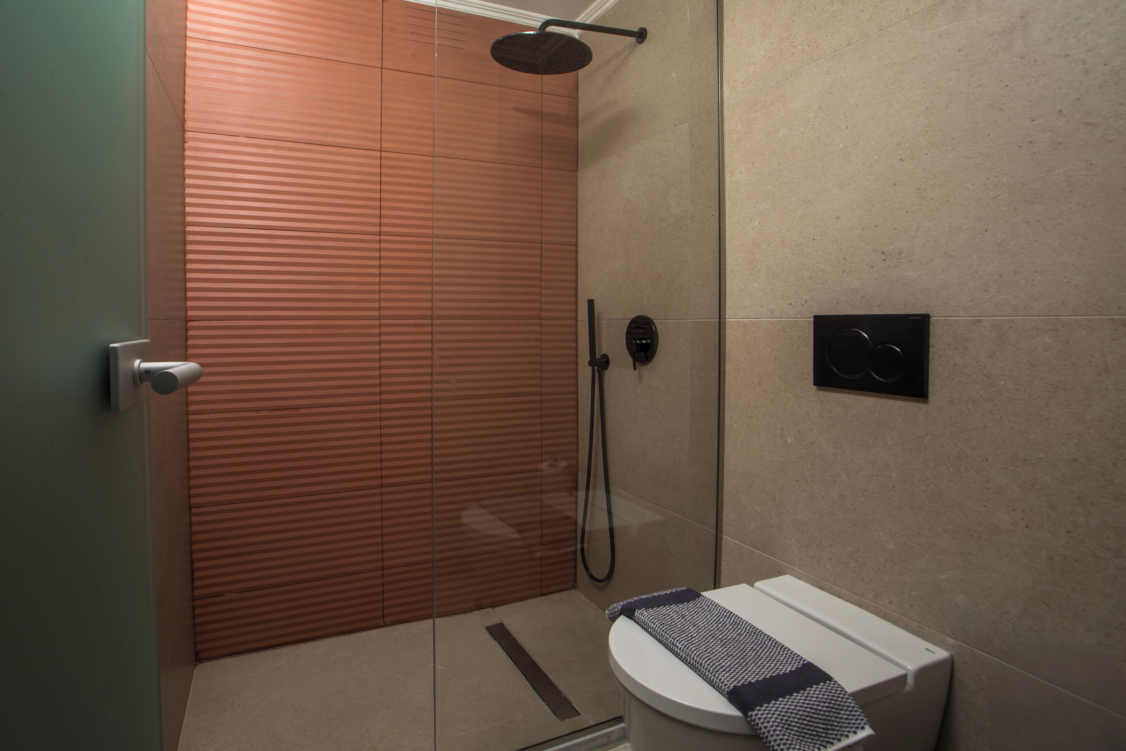 Standard Double Room, Balcony | Bathroom