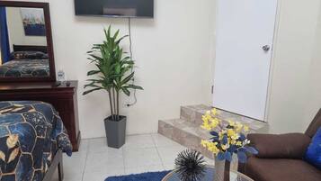 1 quarto, ferros/tábuas de passar roupa, Wi-Fi, roupa de cama