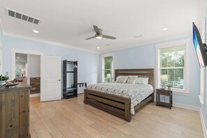 4 室のベッドルーム、アイロン / アイロン台、WiFi、ベッドシーツ