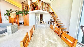 Comfort Villa, Lagoon View | Living area