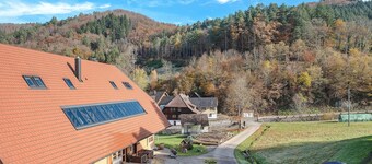 Holiday Apartment 'Fuchsbau' with Mountain View, Shared Pool and Wi-Fi