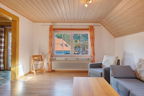 Holiday Apartment 'Fuchsbau' with Mountain View, Shared Pool and Wi-Fi