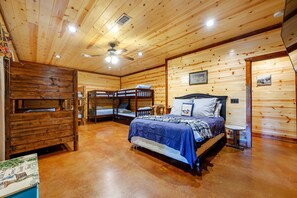 3 dormitorios, tabla de planchar con plancha, wifi y ropa de cama