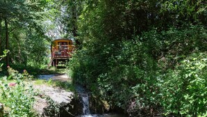Property grounds - Gypsy Caravan by the Stream - Drôme Provençale (2 people) (Marsanne)