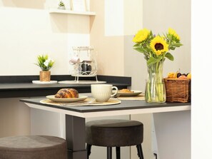 Dining - Apartment 'La Chicca' with Wi-Fi and Air Conditioning (Fucecchio)