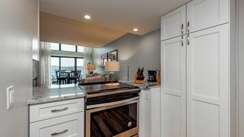 Oven, stovetop, dishwasher, coffee/tea maker