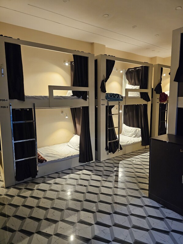 Comfort Shared Dormitory | Free WiFi