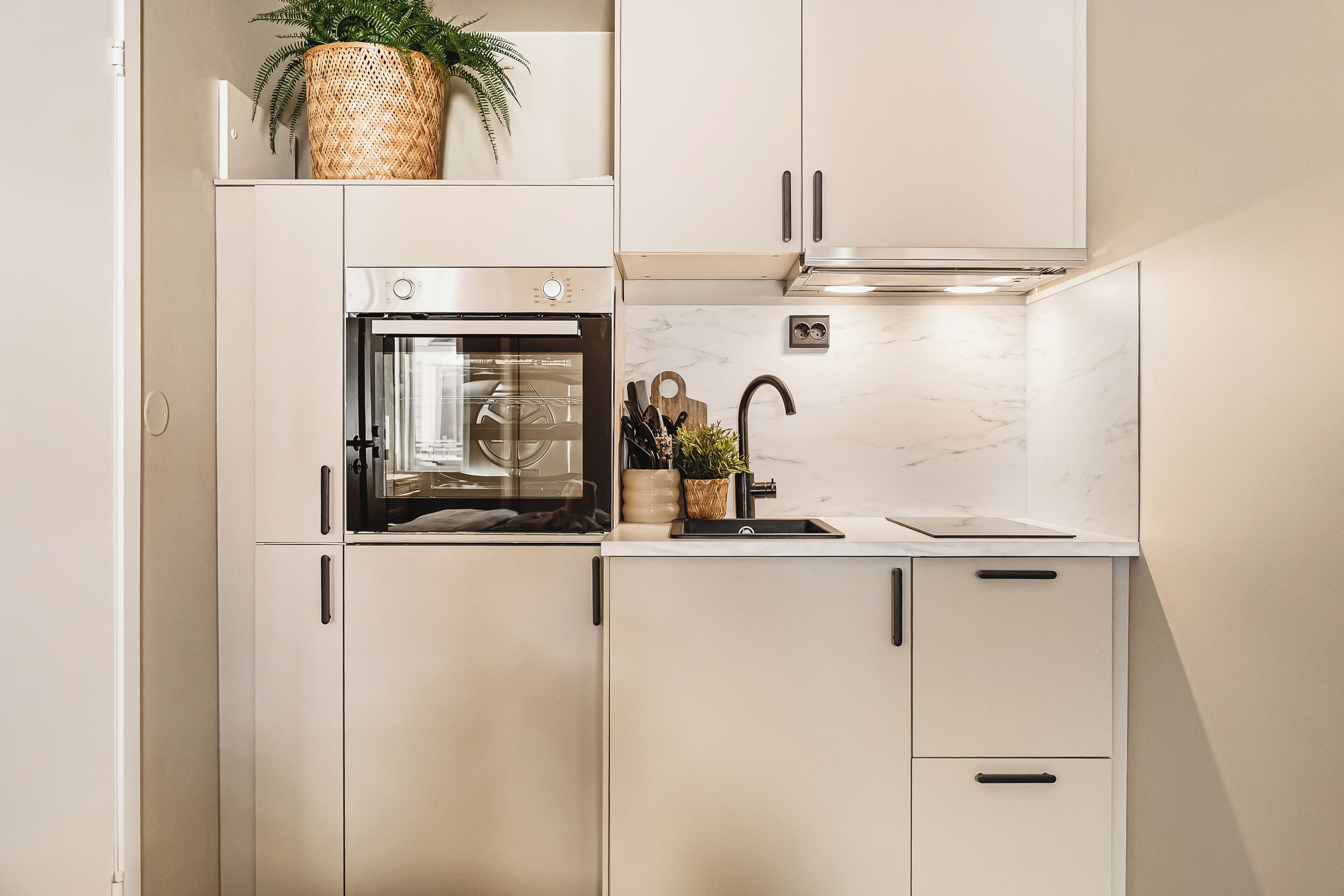 Comfort-íbúð - 1 tvíbreitt rúm - reyklaust - einkabaðherbergi | Einkaeldhús | Örbylgjuofn, bakarofn, eldavélarhellur, rafmagnsketill