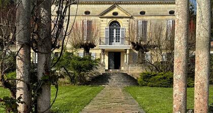 On the corniche de la gironde one- or two-bedroom apartment