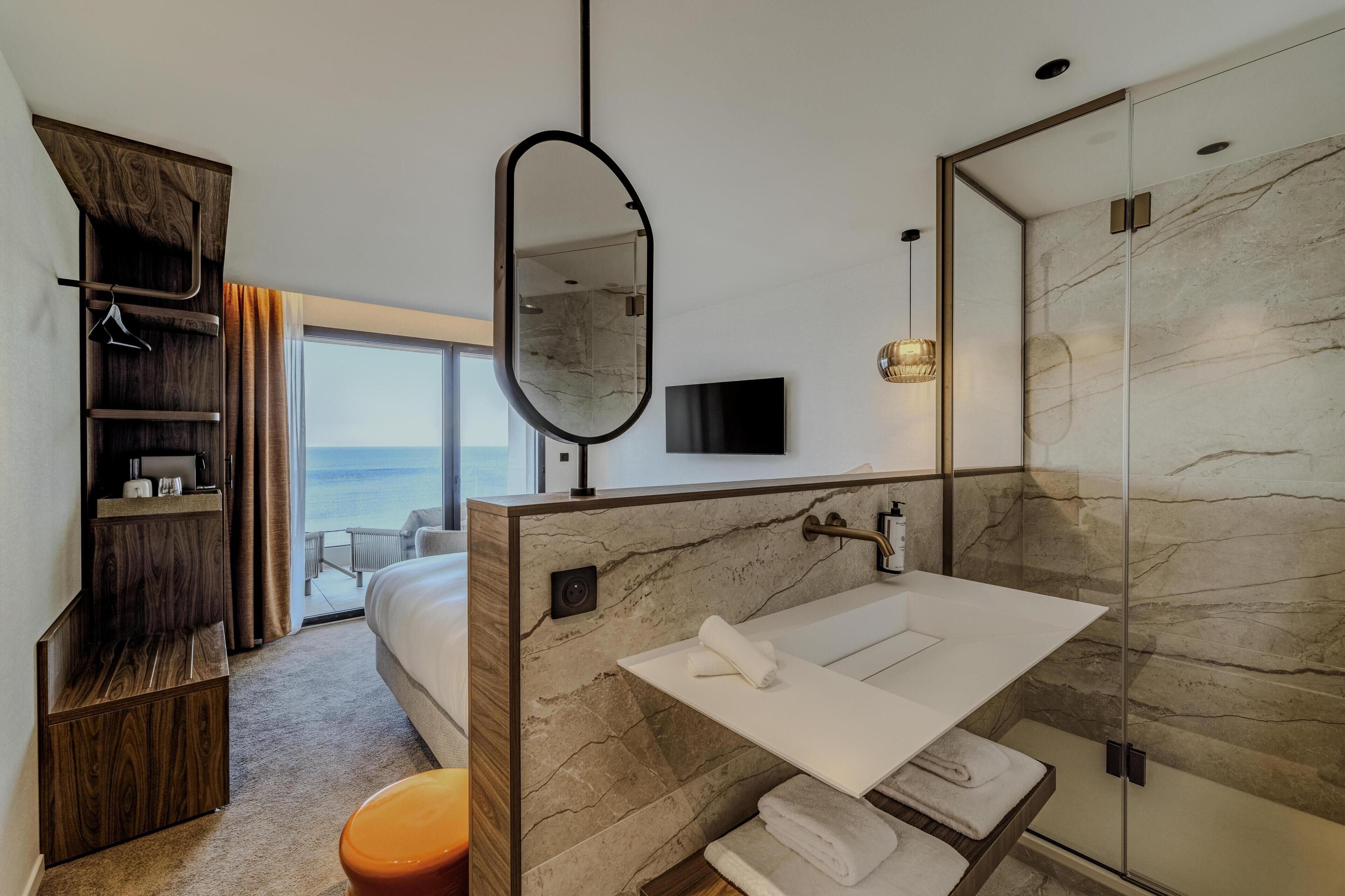 Superior Room, Terrace, Sea View | Frette Italian sheets, premium bedding, pillowtop beds, minibar