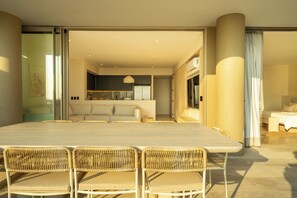 Panoramic Villa | Dining room