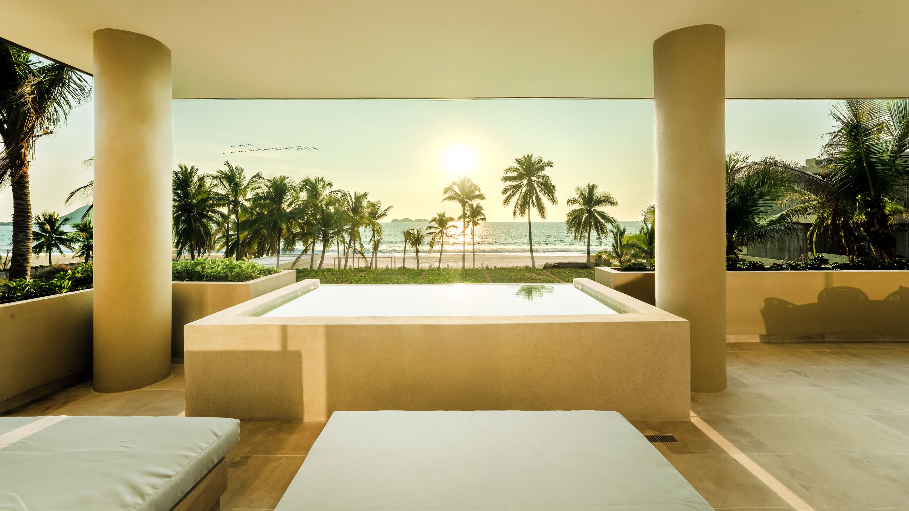 Private pool