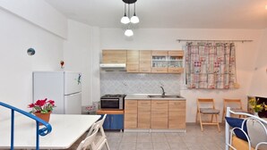 Interior - Alkiviadis Maisonette by Rentalspro (Nea Propontida)