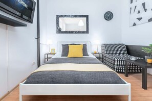 Ferros/tábuas de passar roupa, Wi-Fi, roupa de cama