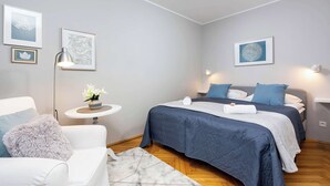Ferros/tábuas de passar roupa, Wi-Fi, roupa de cama