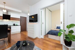 1 slaapkamer, een strijkplank/strijkijzer, reisbedje, wifi