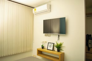 Classic Apartment, Courtyard View | Free WiFi - Migar Alojamientos (Cali)