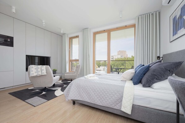 Bügeleisen/Bügelbrett, WLAN, Bettwäsche