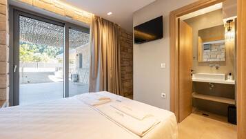 Vila (2 Bedrooms) | 2 quartos, ferros/tábuas de passar roupa, roupa de cama