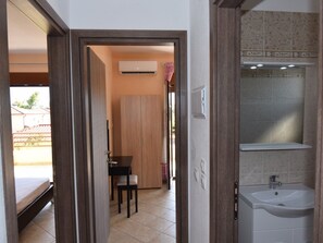 Interior - Pery's Maisonette by Rentalspro (Kassandra)