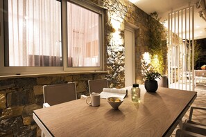 Interior - Coel Luxury Suites S1 by Rentalspro (Nea Propontida)