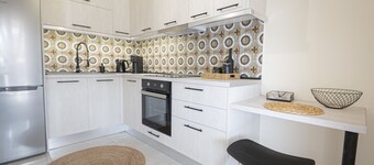 Irena House by Rentalspro