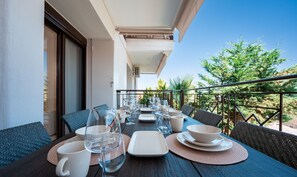 Interior - Les Maisons Deluxe by Rentalspro (Kassandra)