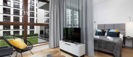 1 slaapkamer, een strijkplank/strijkijzer, wifi, beddengoed