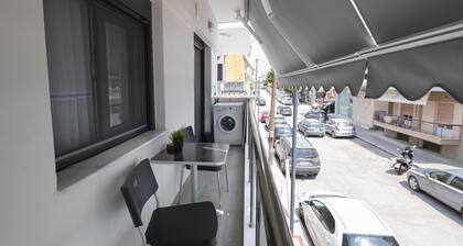 Central Cozy Home by Rentals Pro