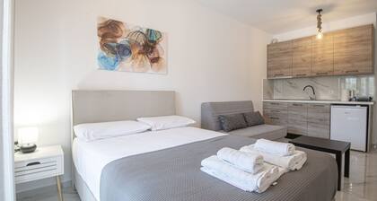 Nikiti Central Suites 5 by Travel Pro Services