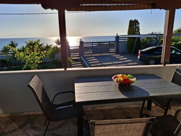 واجهة المنشأة