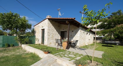 Ikarion Village Home by Rentalspro
