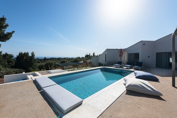 Front of property - Theeta Thalassa Villa - Metamorfosi Halkidiki (Sithonia)