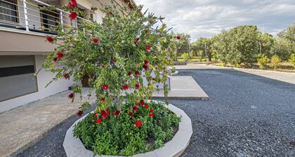 Villa George by Rentalspro