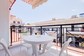 Interior - Harmony Apartment 3 by Rentalspro (Kassandra)