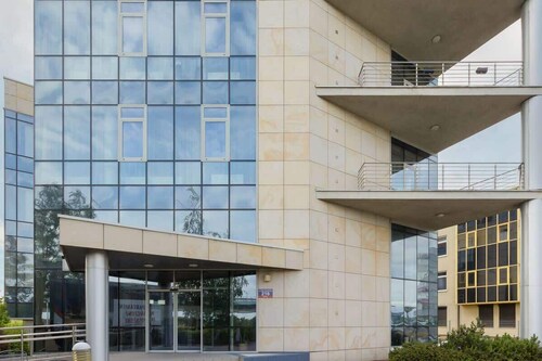 Air-conditioned Studio in Warsaw | Free Parking