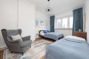 3 bedrooms, desk, iron/ironing board, travel cot