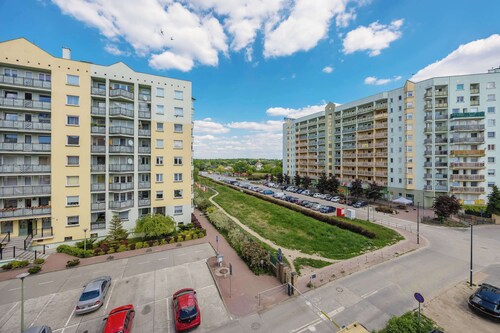 Practical Apartment with Parking in Warsaw Bialoleka by Noclegi Renters