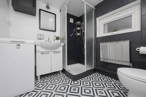 Comfortable Apartment with Garden | Two Parking Spaces