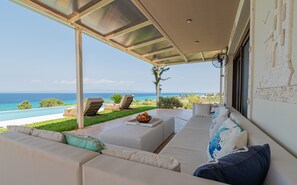 Interior - Penny Toroneus Edge by Rentalspro - Anioti (Kassandra)