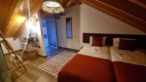 8 bedrooms, iron/ironing board, travel cot, free WiFi