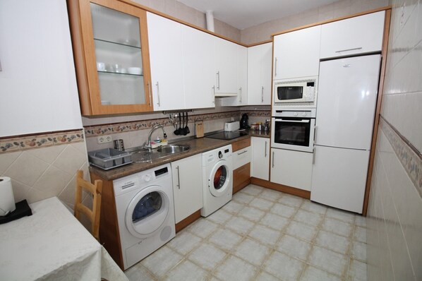 Fridge, microwave, stovetop, toaster