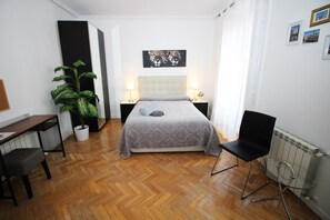 Triple Room, Shared Bathroom | Iron/ironing board, free WiFi