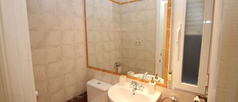 Ortak banyo